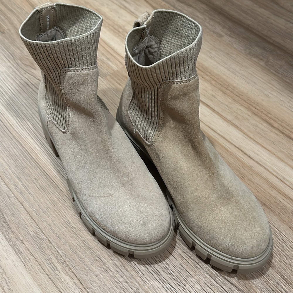 Steve Madden Beige Ankle Boots